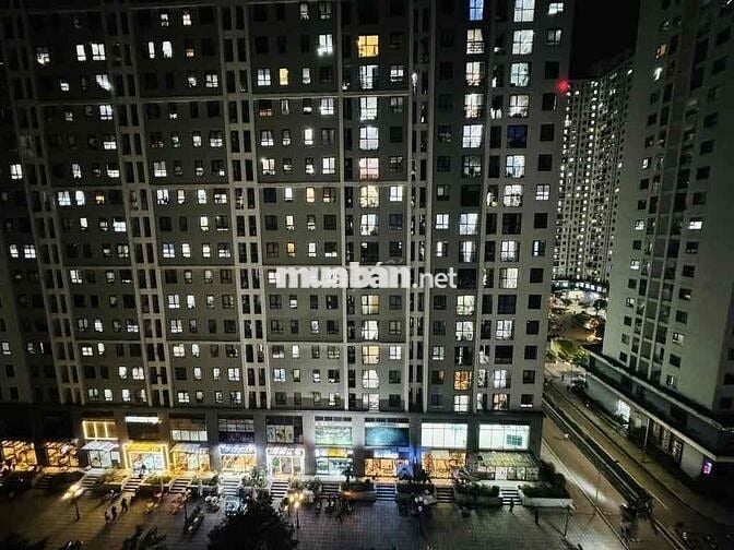 em cần tiền bán căn chung cư Ecohome2 . diện tích 36 m2 sổ hồng !