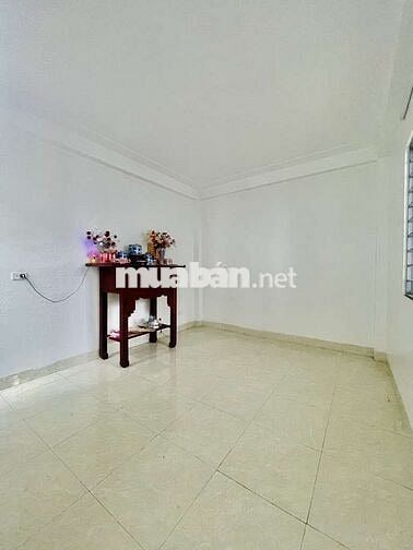 NGÔI NHÀ ĐÁNG SỐNG THÍCH HỢP CHO ĐÔI VỢ CHỒNG TRẺ