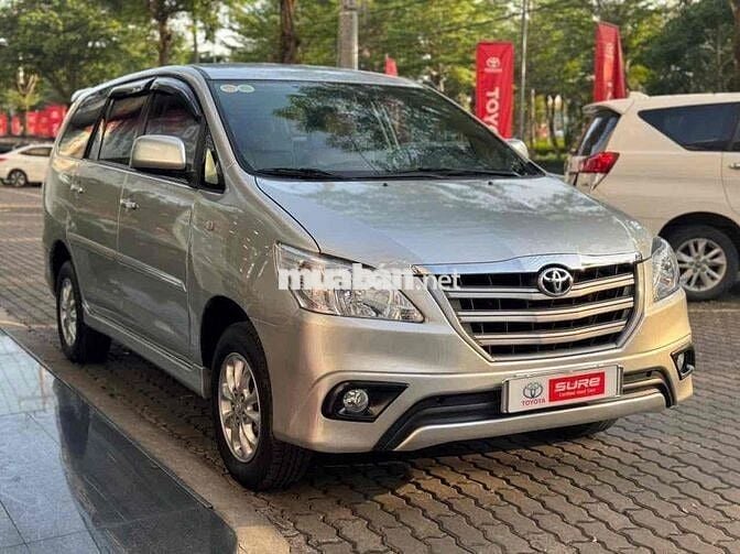 Toyota Innova 2015 2.0E - bảo hành Toyota