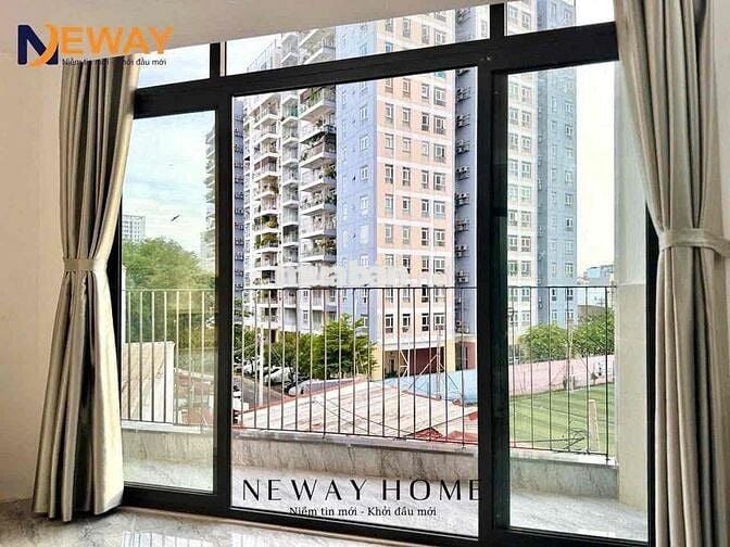 DUPLEX MỚI XÂY GẦN VĂN HIẾN - ETOWN BAN CÔNG THOÁNG MÁT