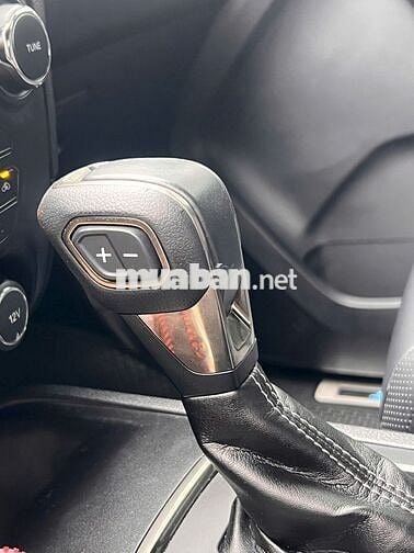 Ford Everest 2018 Titanium 2.0L 4x2 AT - 7900 km