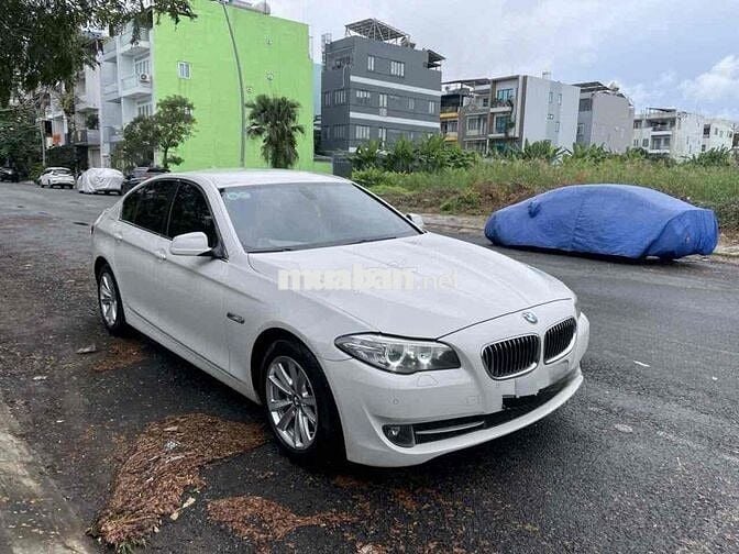 BMW 5 Series 2011 528i