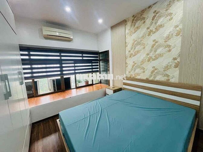 PENTHOUSE TẬP THỂ NGHĨA TÂN – 120M2 –  Ô TÔ ĐỖ CỬA