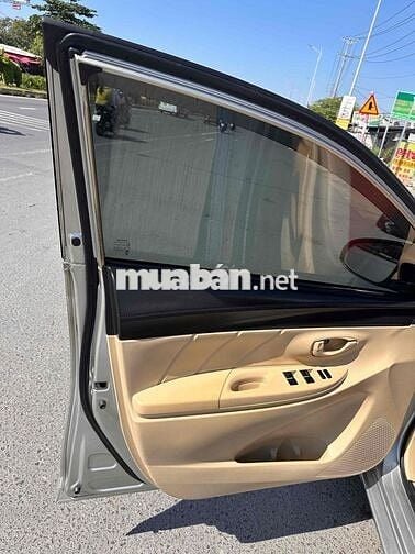 Toyota Vios 2017 1.5E MT Bạc