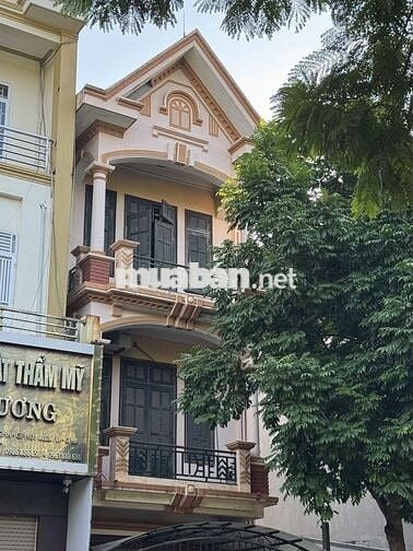 🔊CHÍNH CHỦ CHO THUÊ NHÀ 2 MẶT ĐƯỜNG  CHU VĂN AN,VĨNH YÊN, VĨNH PHÚC