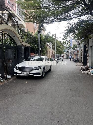 HXH Hồ Biểu Chánh 4 tầng 4m x 14m 4PN sát mặt tiền chỉ 12 tỷ hơn