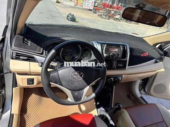 Toyota Vios 2017 1.5E MT Bạc