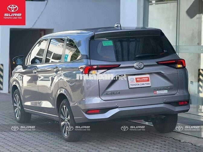 Toyota Avanza Premio 2022 MT -  lướt 3000 km