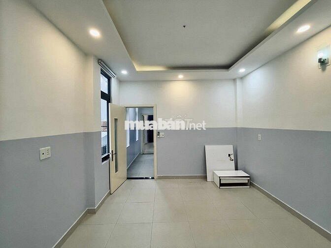 HXH Hồ Biểu Chánh 4 tầng 4m x 14m 4PN sát mặt tiền chỉ 12 tỷ hơn