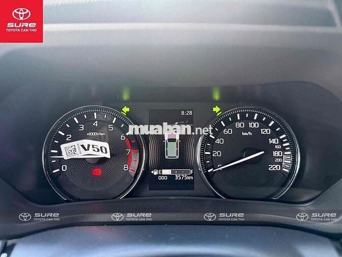 Toyota Avanza Premio 2022 MT -  lướt 3000 km