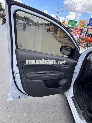 Mitsubishi Attrage 2021 1.2MT Trắng