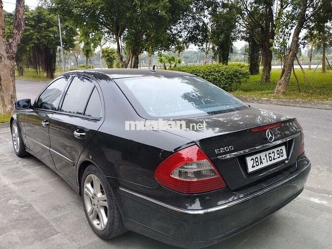 Mercedes E200 - 20000 km