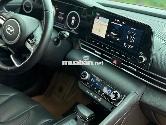 Hyundai Elantra 2023 1.6 AT Đặc biệt - 42000 km