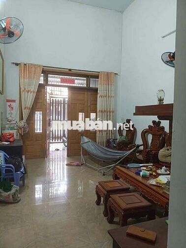 NHÀ XÂY KIÊN CỐ 1 / ĐƯỜNG TRƯƠNG THỊ HOA. HẺM TRƯỚC NHÀ 6M VỊ TRÍ ĐẸP