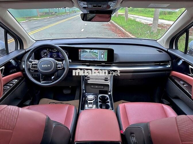 Kia Carnival 2023 Premium 2.2D 7S - 50000 km