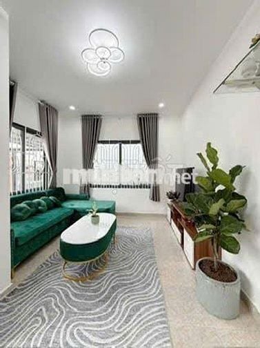 Cho thuê nhà nguyên căn đường Trần Phú