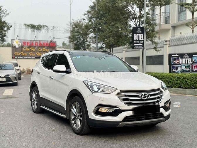 Hyundai Santa Fe 2018 2.2L 4WD - 133333 km