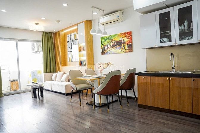 Bán Toà 8 Tầng Thang Máy Vip Plo Nguyên Hồng Dt88m MT8,8m đg hè oto .