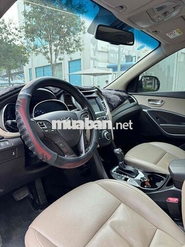 Hyundai Santa Fe 2018 2.2L 4WD - 133333 km