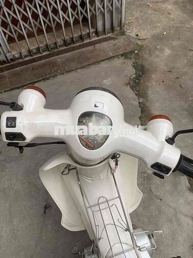 Xe Cub 50cc Halim màu trắng