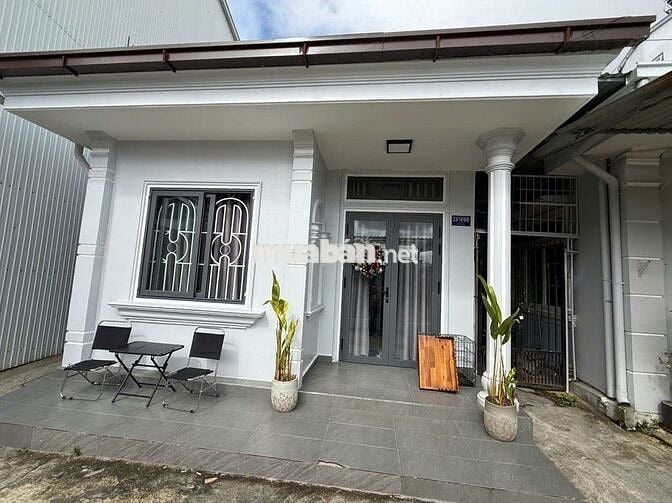 Cho thuê nhà nguyên căn đường Trần Phú