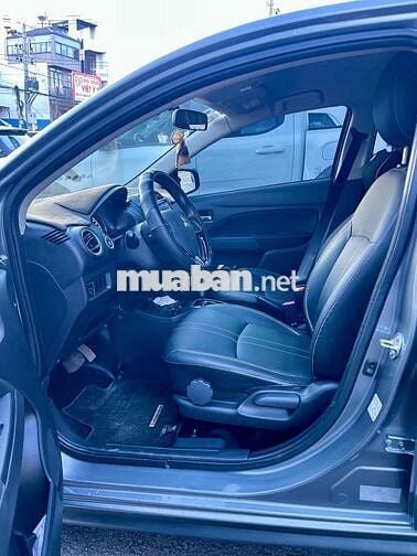 Mitsubishi Attrage 2022 1.2AT 32.000 km Xám