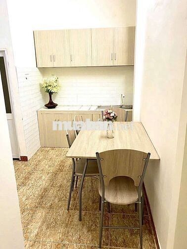 Cho thuê nguyên căn 90 m2, hẻm xe tải, trệt lầu, 2PN, 2WCGiá 8.5 triệu