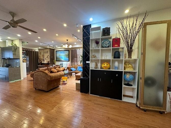 Nhà Chính Chủ Có Căn Hộ 3 Ngủ Mễ Trì Thượng Bán Giá Tốt 