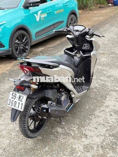 Honda Vario 150 2019 Bạc