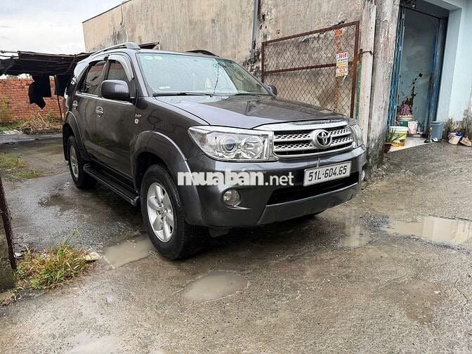 Toyota Fortuner 2010 2.5G - 245000 km