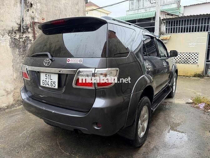 Toyota Fortuner 2010 2.5G - 245000 km