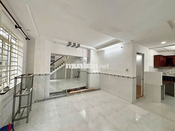 Nhà trệt lầu 2PN hẻm đường Trần Nam Phú chỉ 4 triệu