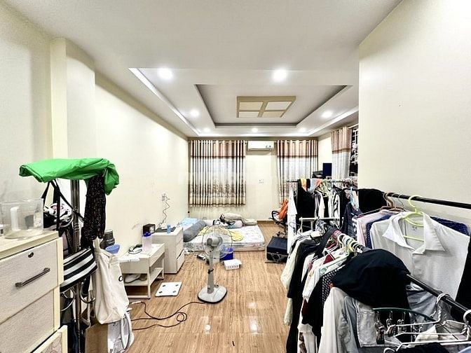 Nhà 4 tầng, diện tích 74m² (4.3 x 16.8), Đỗ Xuân Hợp, giá 5.9 tỷ