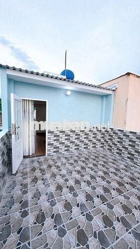 CÁCH MẶT TIỀN 20 M Q4 NGANG 3.75 X 11 - 5 TẤM