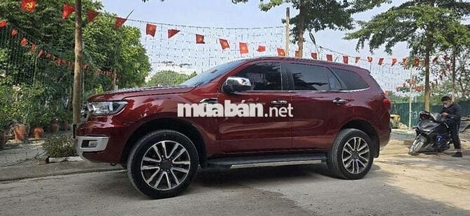Ford Everest 2020 2.0 Bi-Turbo Titanium hai cầu