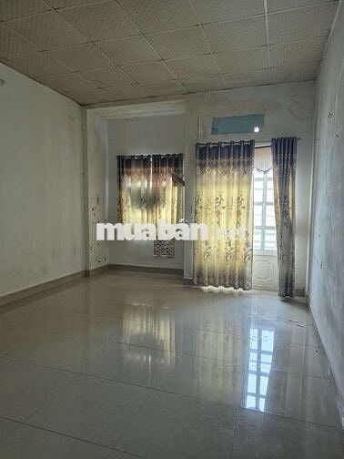 Nhà 1 xẹt đường trần văn mười.ấp 3 xuân thới thượng.