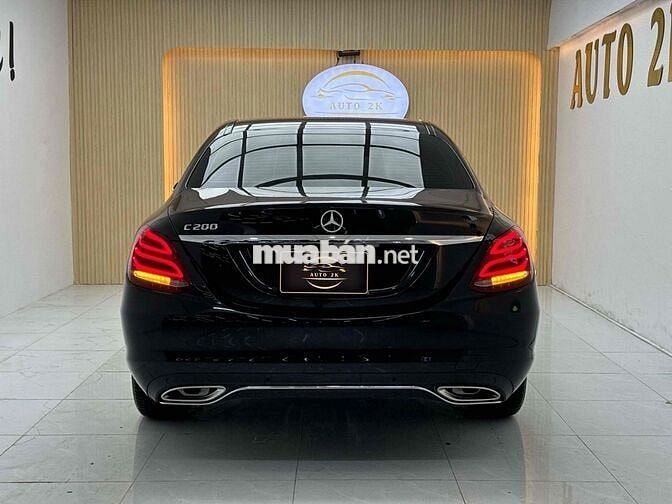 Mercedes C200 sx 2018 siêulướt 5v km 100tr đồ chơi