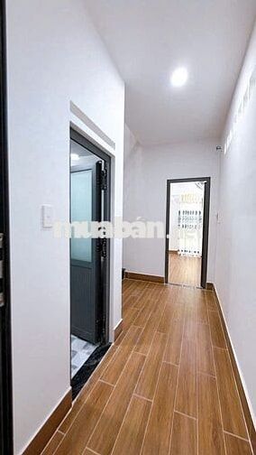 CÁCH MẶT TIỀN 20 M Q4 NGANG 3.75 X 11 - 5 TẤM