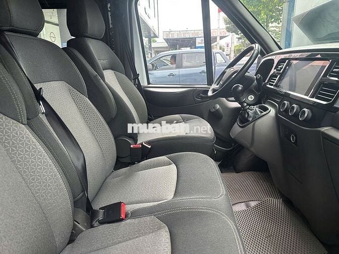 Ford Transit Van 6 chỗ Trắng, Vay ngân Hàng 70%