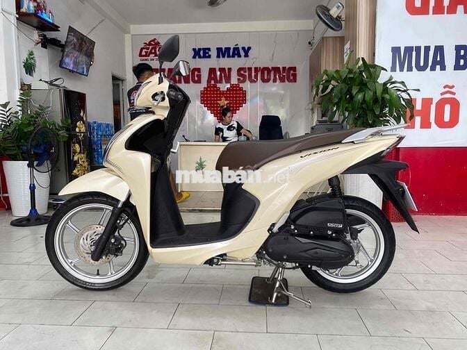 Honda Vision 110 đk 2024 màu vàng đen BSTP