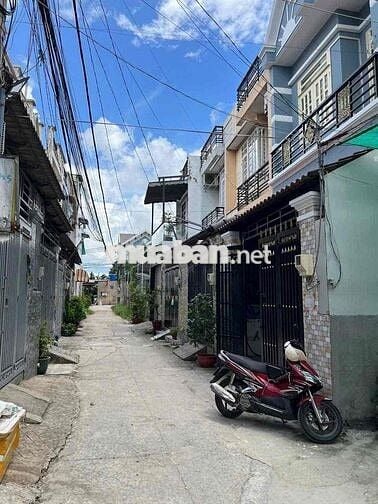 Nhà đẹp 4*13m 2PN hẻm 5m ô tô 2/ ngắn Lê Thị Ngay Ấp 1 Vĩnh Lộc A