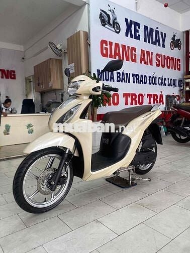Honda Vision 110 đk 2024 màu vàng đen BSTP