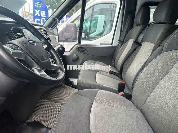 Ford Transit Van 6 chỗ Trắng, Vay ngân Hàng 70%