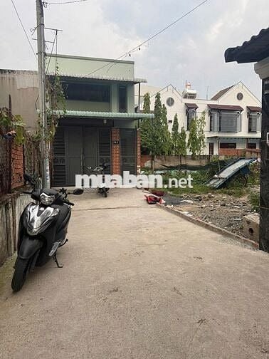 ĐẤT ĐẸP - VỊ TRÍ ĐẸP - HẺM OTO - ĐƯỜNG QL13 CŨ - CÁCH SÂN BAY CHỈ 20P