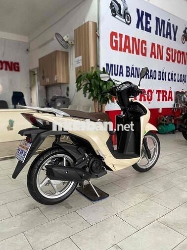 Honda Vision 110 đk 2024 màu vàng đen BSTP