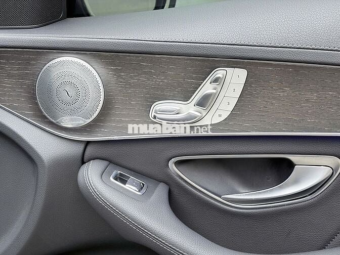 C 300 AMG 30.333 km chuẩn zin nguyên bản