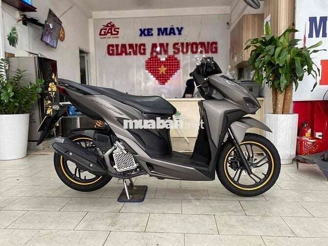 Honda Vario 150 đk 2019 màu vàng các BSTP