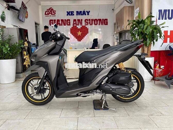 Honda Vario 150 đk 2019 màu vàng các BSTP