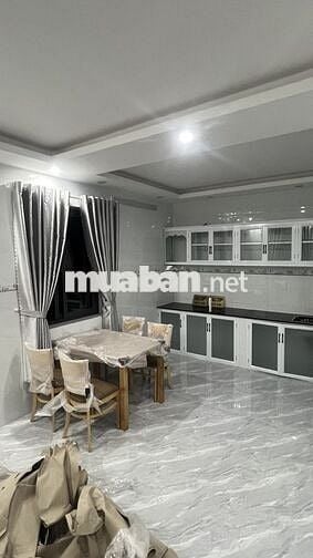 BÁN NHÀ LẦU HẺM OTO GẦN ĐƯỜNG GIÁ 2 TỶ 500