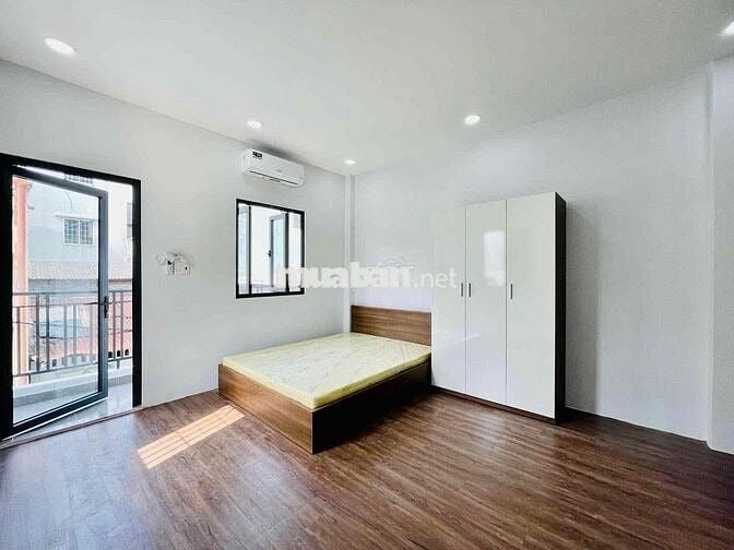 STUDIO FULL NỘI THẤT BAN CÔNG SIÊU RỘNG CHO NUÔI PET ZÁ SIÊU HẠT DẺ